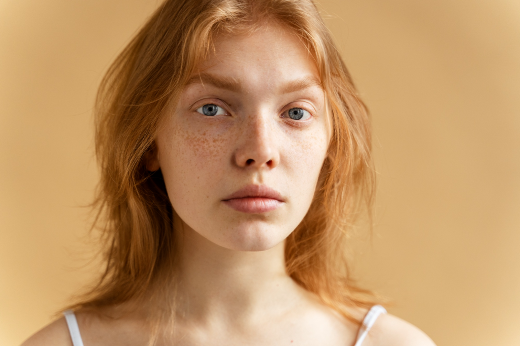 How to Unclog Pores: A Comprehensive Guide for 2025