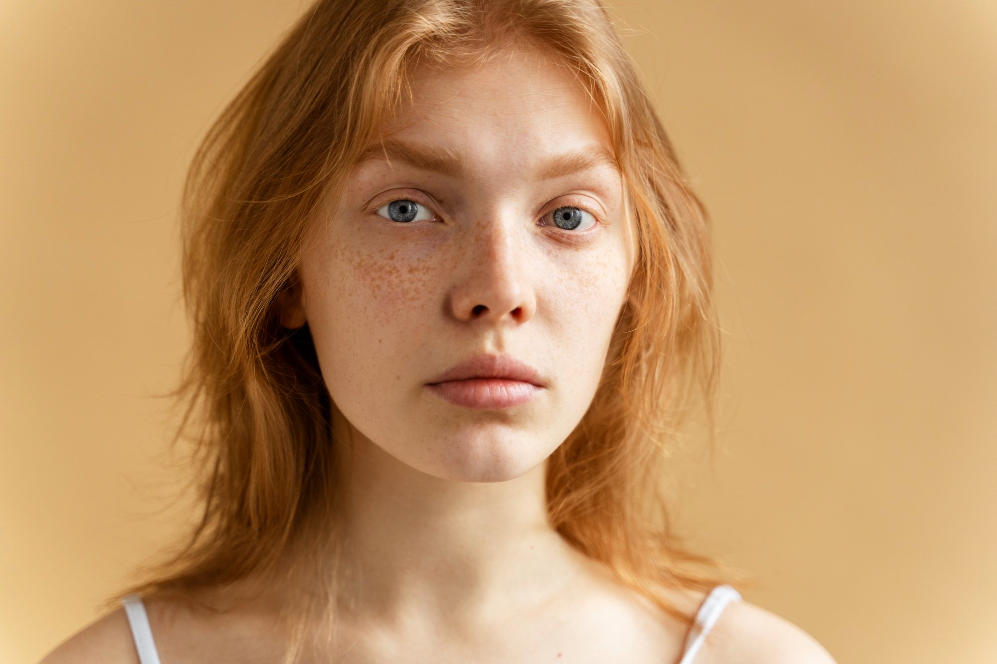 How to Unclog Pores: A Comprehensive Guide for 2025